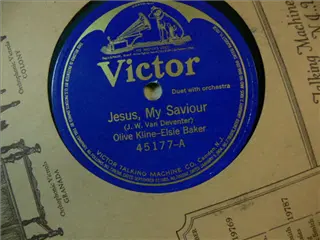 small_victor 45177 a.webp